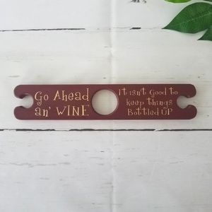 Wooden Wine Butler Caddy Novelty Gift